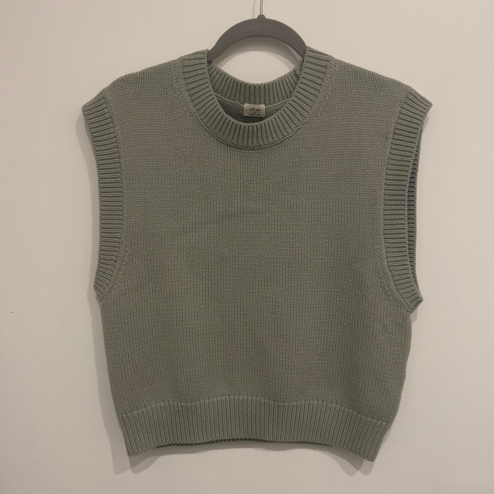 Aritzia Alps Merino Knit Vest